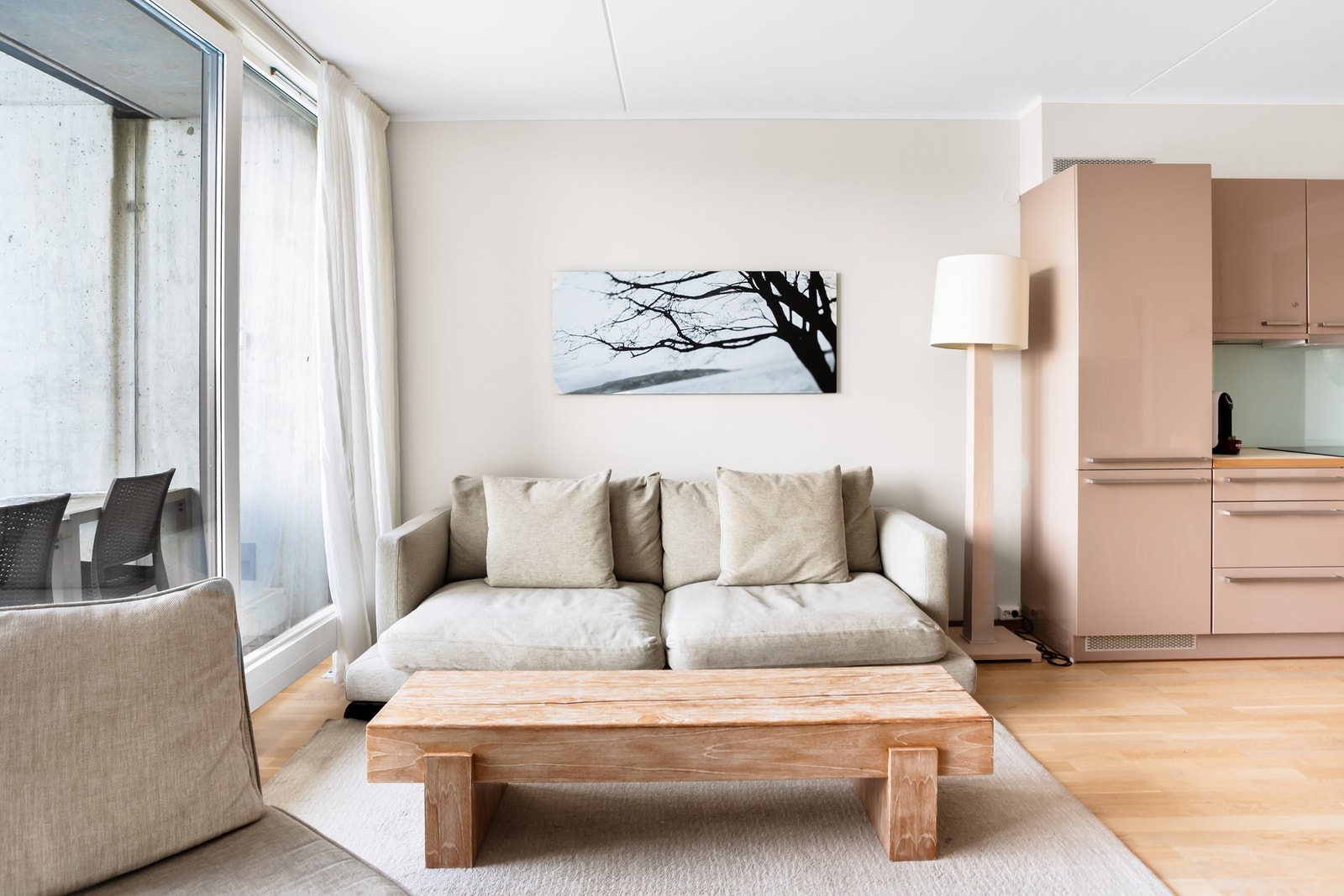 Svært attraktiv fritidsleilighet på ca. 77 kvm, beliggende i første rekke på populære Kragerø Resort! Galleribilde