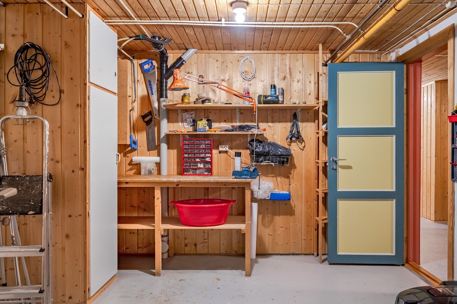 Bod i kjeller. Galleribilde