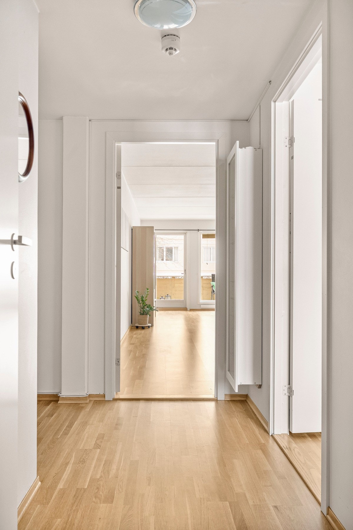 Leiligheten oppleves romslig og luftig med lyse og behagelige farger. Galleribilde