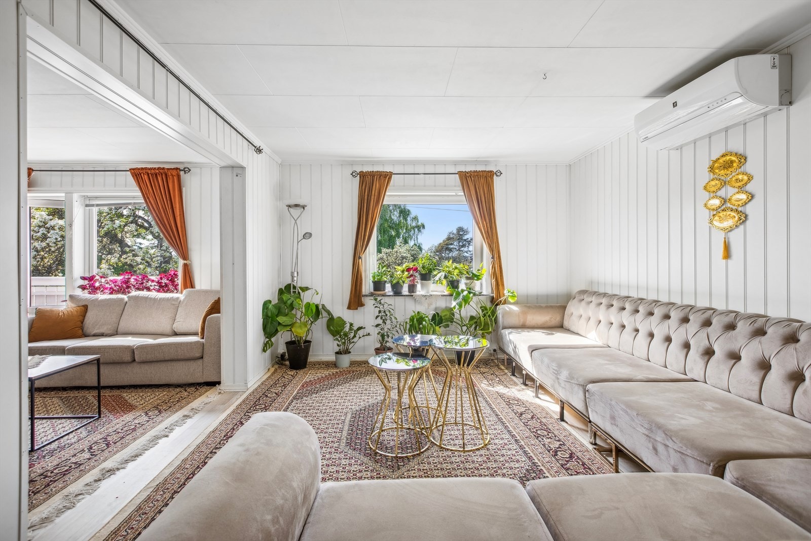 Oppvarmes via vedovn og varmepumpe Galleribilde