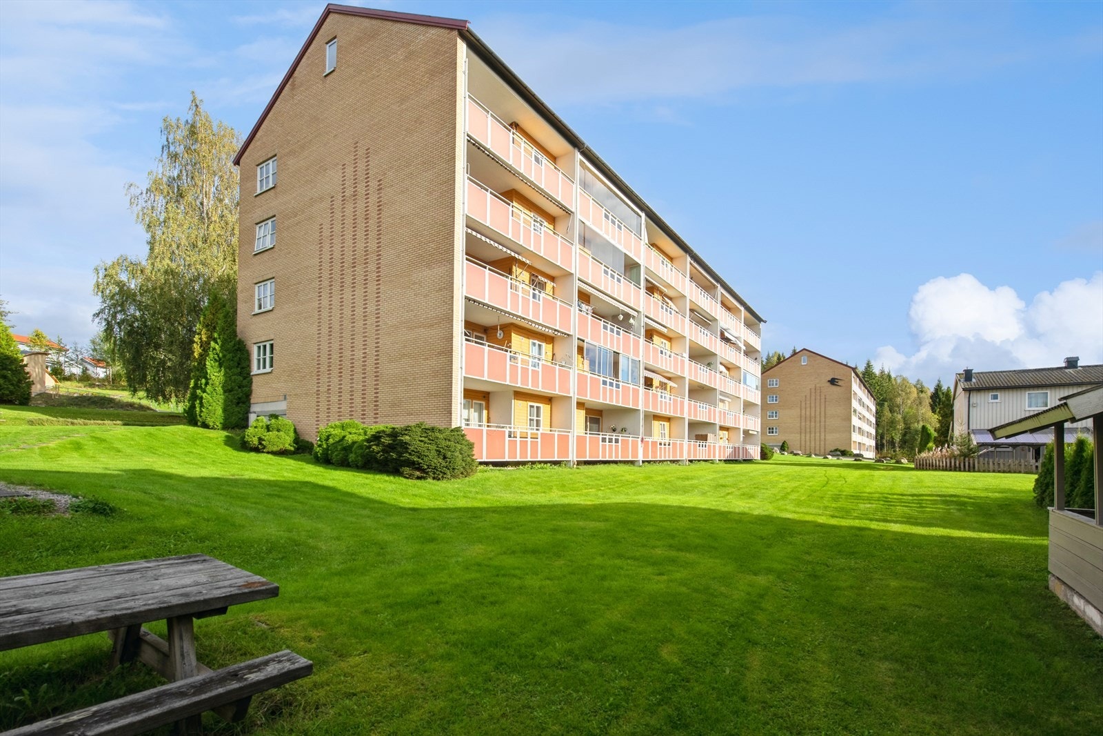 Pent opparbeidede fellesarealer. Galleribilde