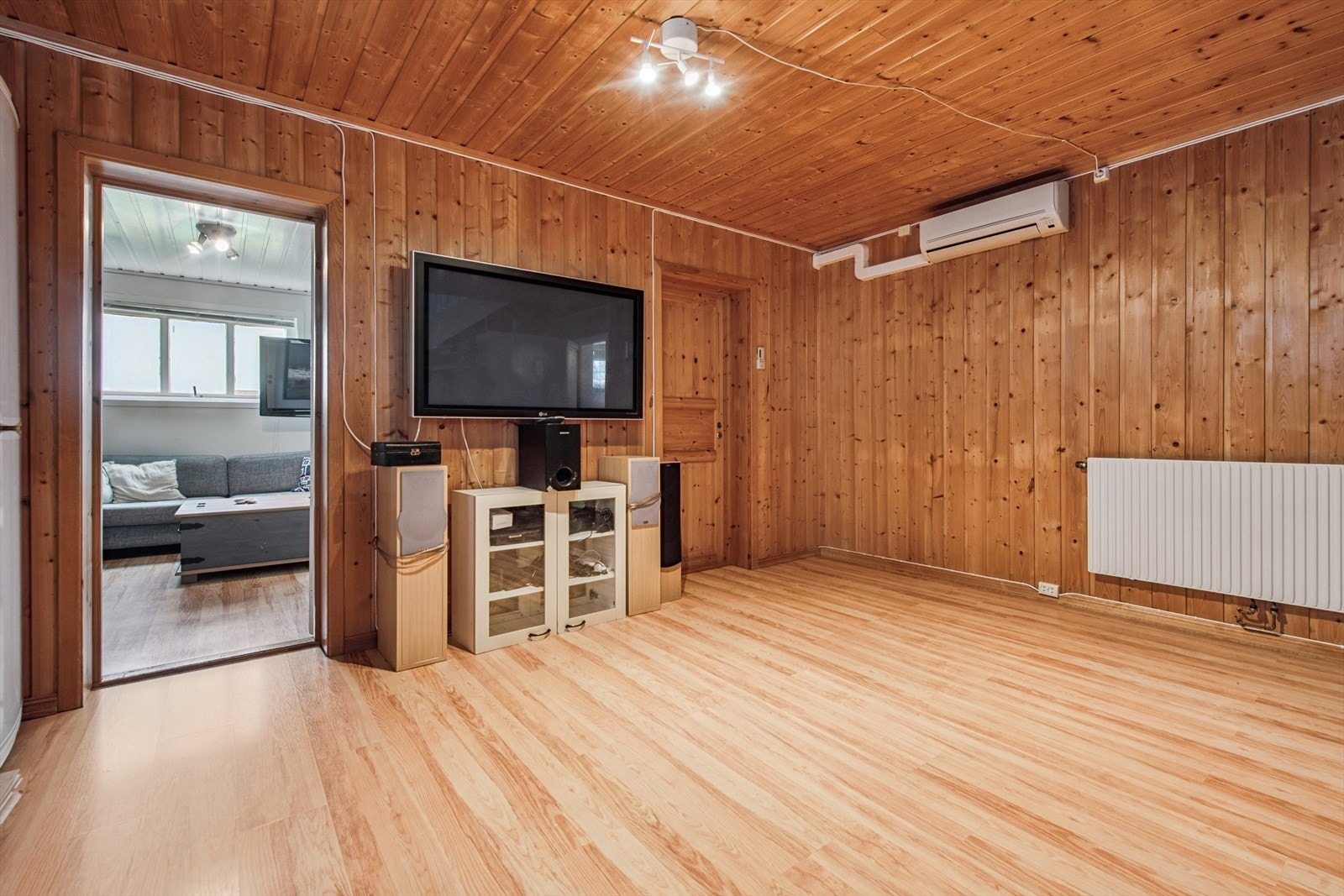 Innredet rom, kjelleretasje Galleribilde