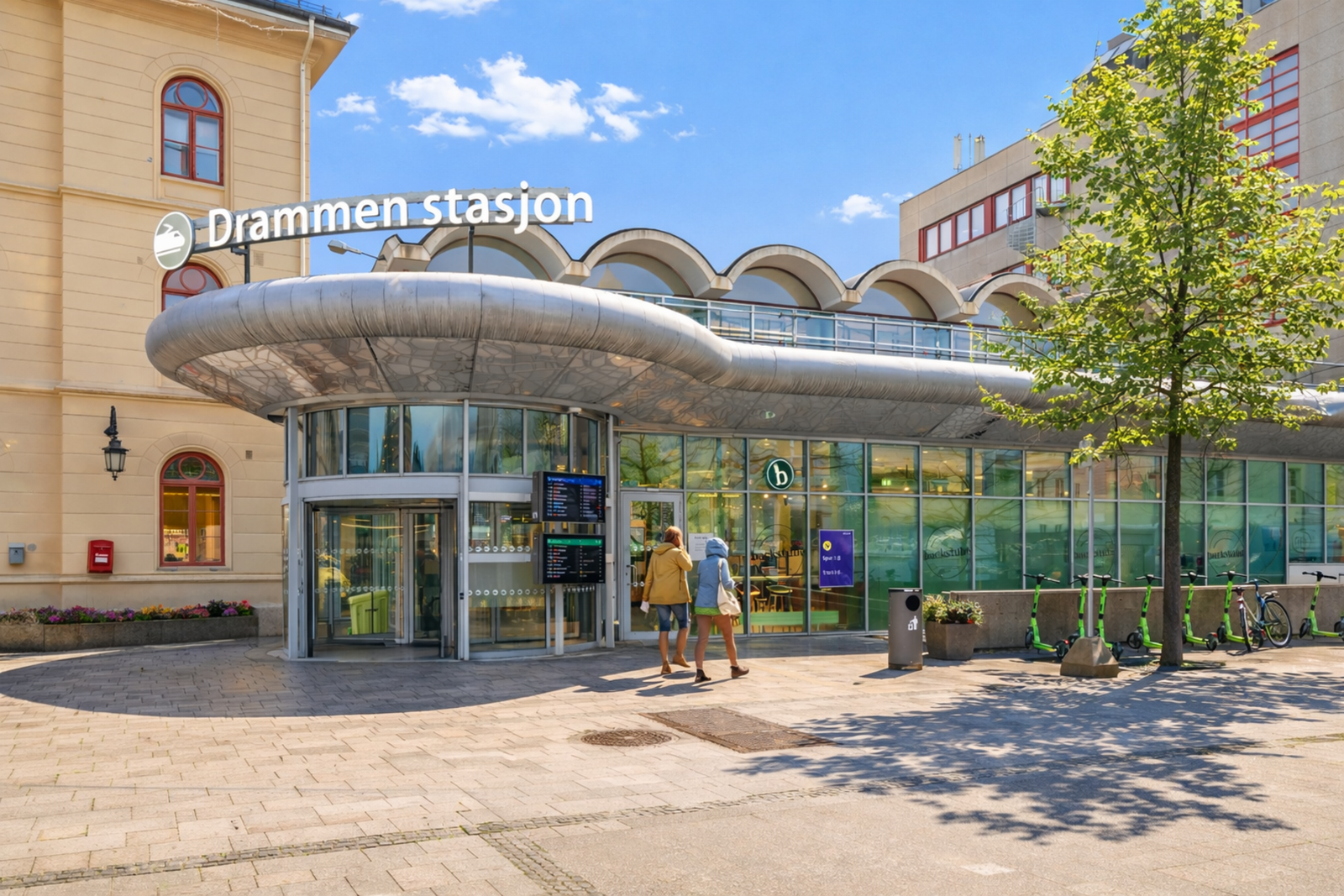 Kort vei til Drammen stasjon. Galleribilde