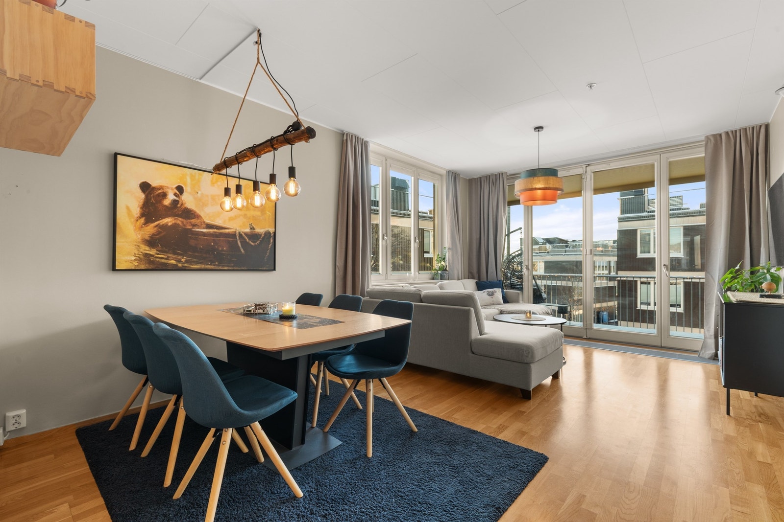 Nora Rørvik Larsen v/ Krogsveen har gleden av å presentere Sinsenveien 82! Foto: Alejandro Villanueva. Galleribilde