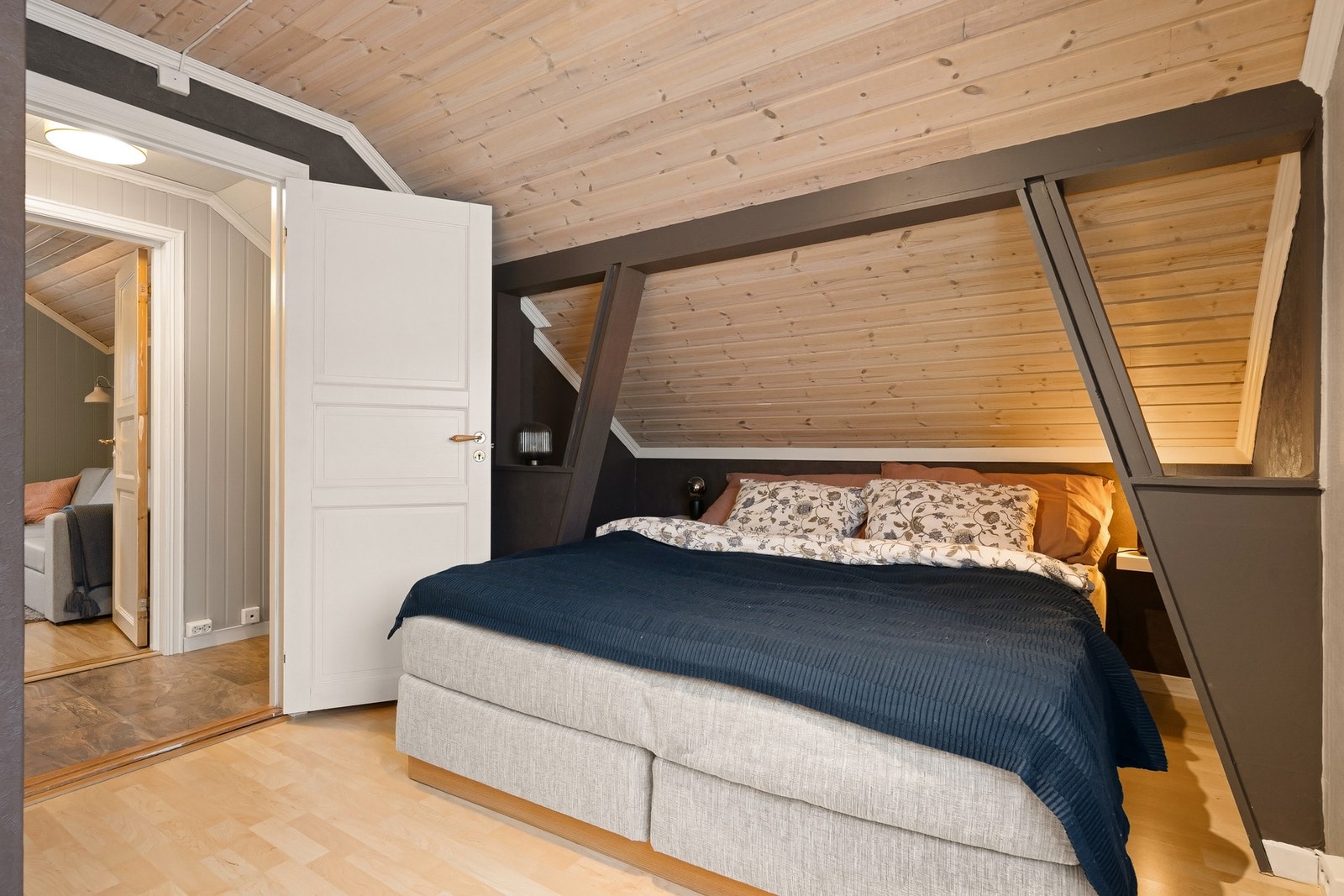 Soverom II Galleribilde