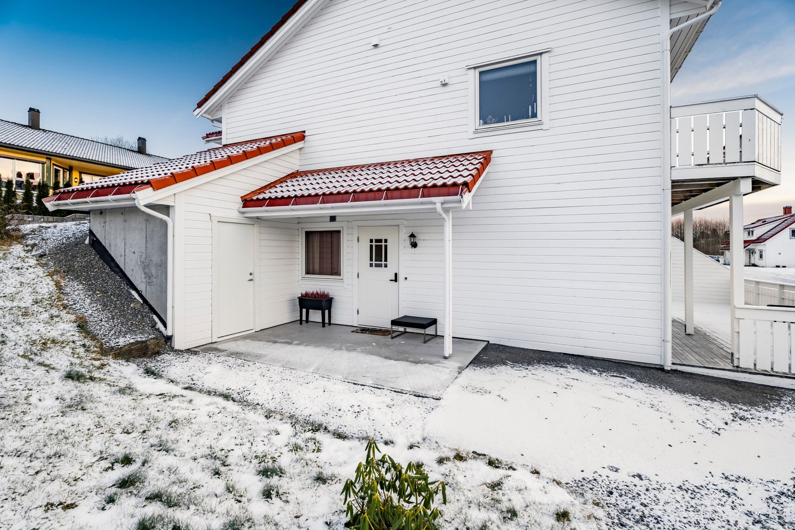 Ytterdøren har ny kodelås, montert så sent som i 2025 Galleribilde