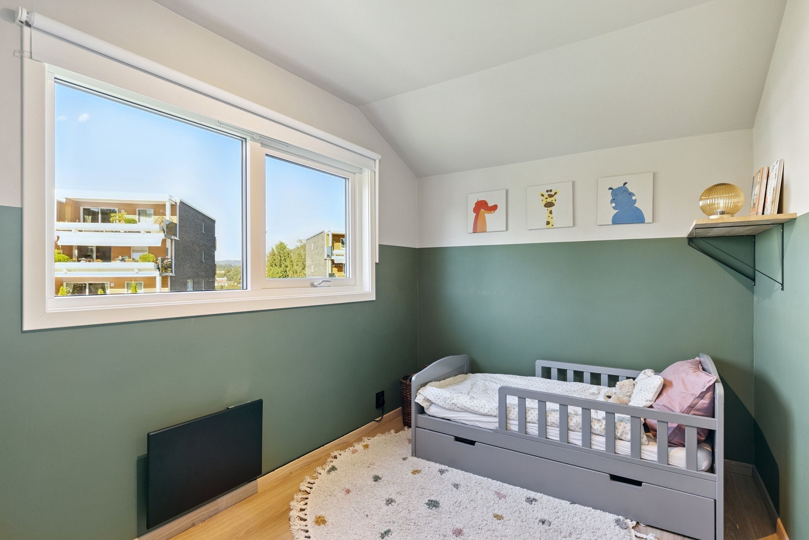 Soverom 2 er perfekt som barnerom. Galleribilde