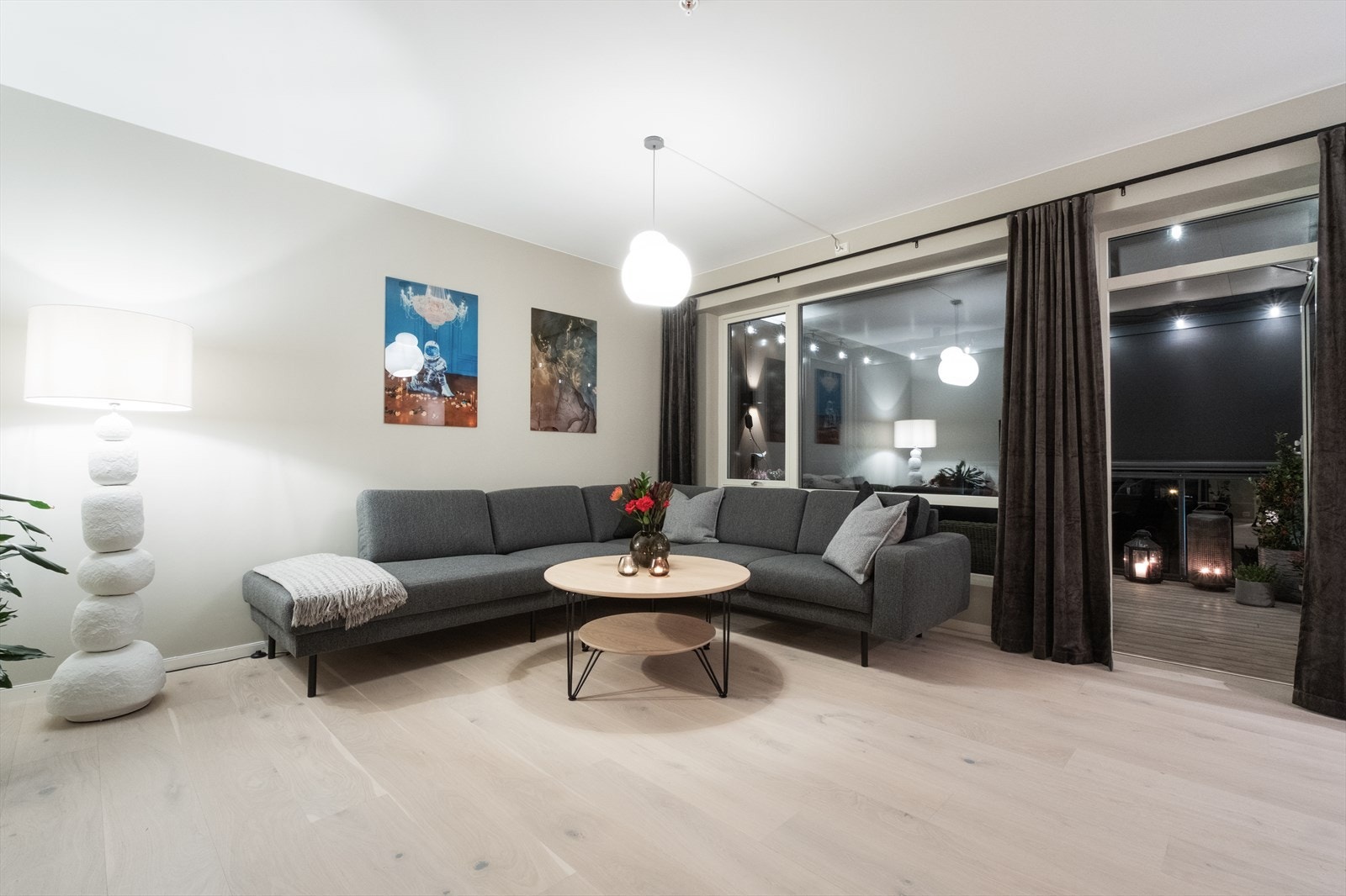 Den overbygde balkongen kan bli som en forlenget del av stuen. Galleribilde