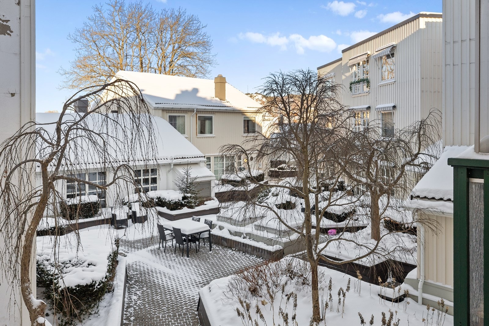 Stort felles areal i bakgården. Galleribilde