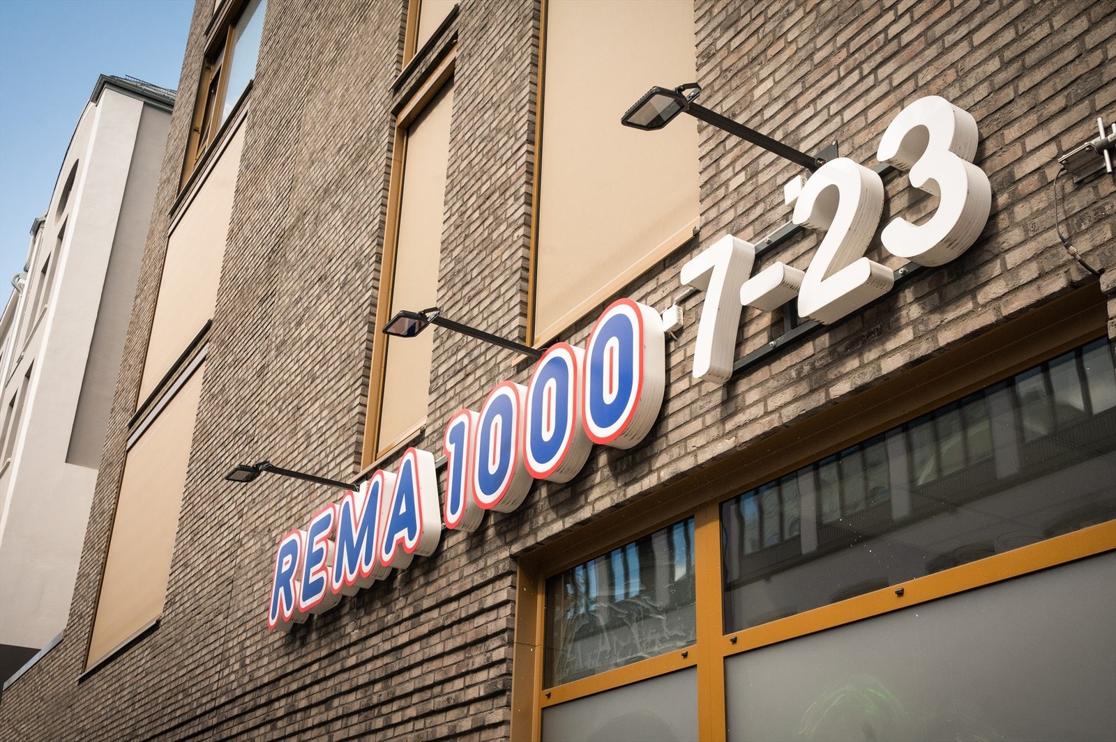 Dagligvarehandelen kan også enkelt gjøres på Rema 1000 rett i nærheten. Galleribilde