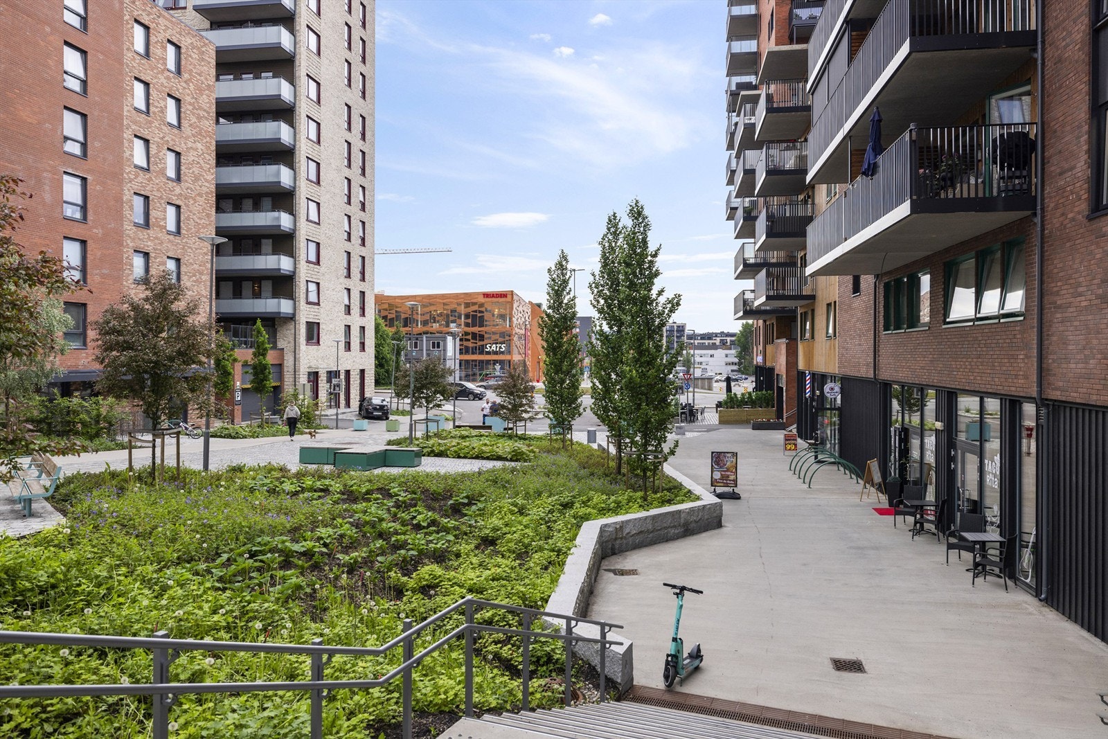 Kort avstand til butikker, restauranter og kafeer Galleribilde