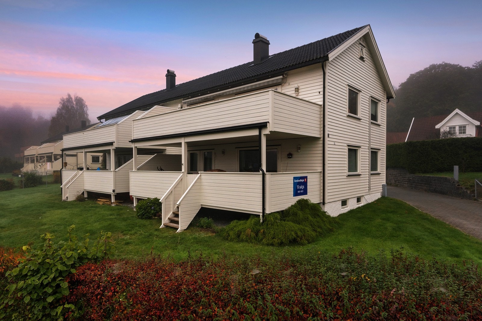 Velkommen til Skogbrynet 12-en pen leilighet i 1.etasje med mulighet for 3 soverom! Galleribilde