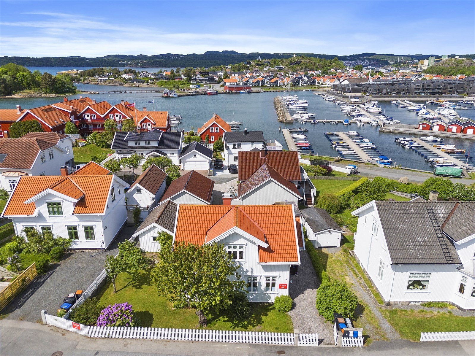 Svært sjarmerende enebolig over 2 etasjer med attraktiv beliggenhet på Østre Halsen. Galleribilde