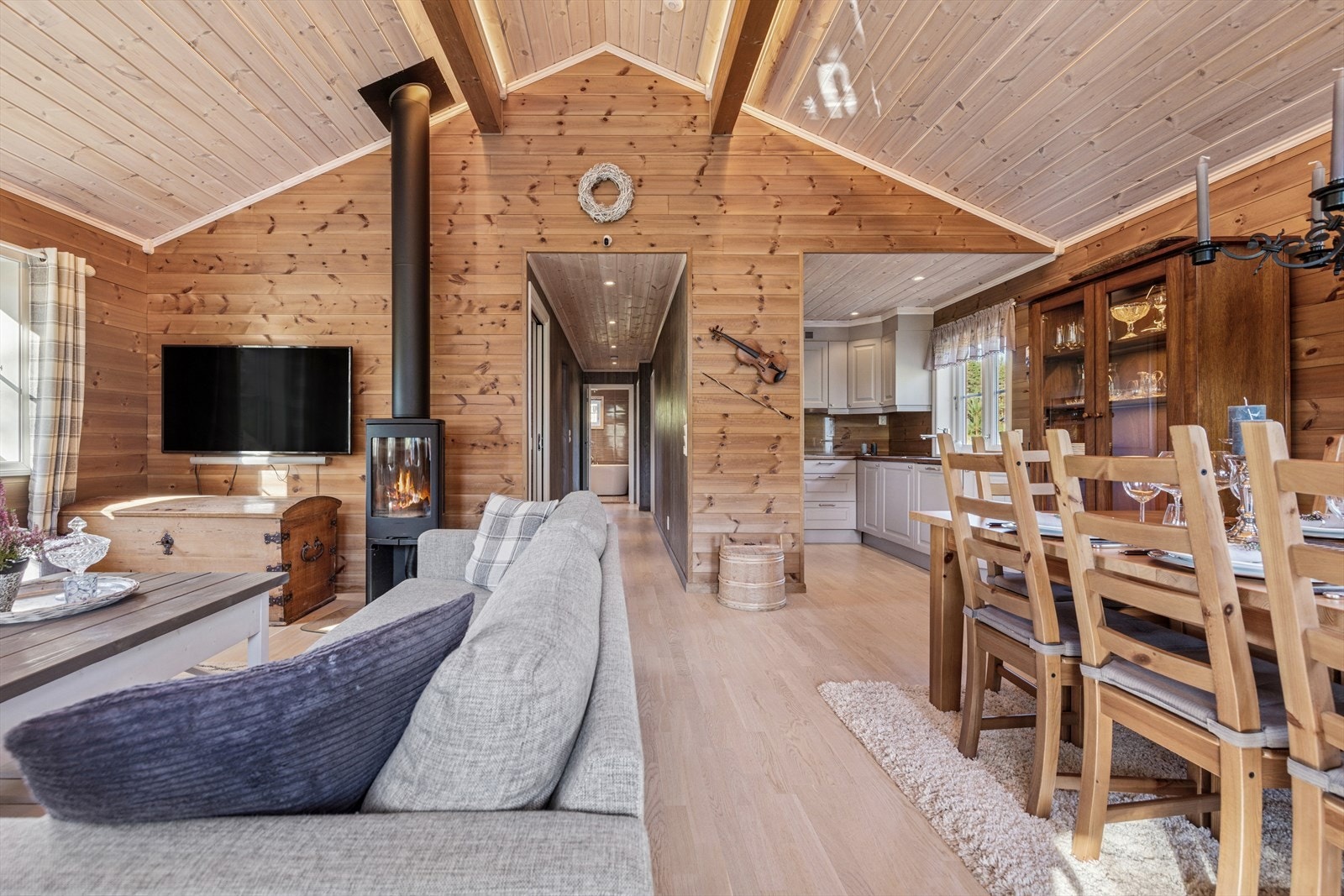 Det er gulvvarme hele 1. etg. Galleribilde