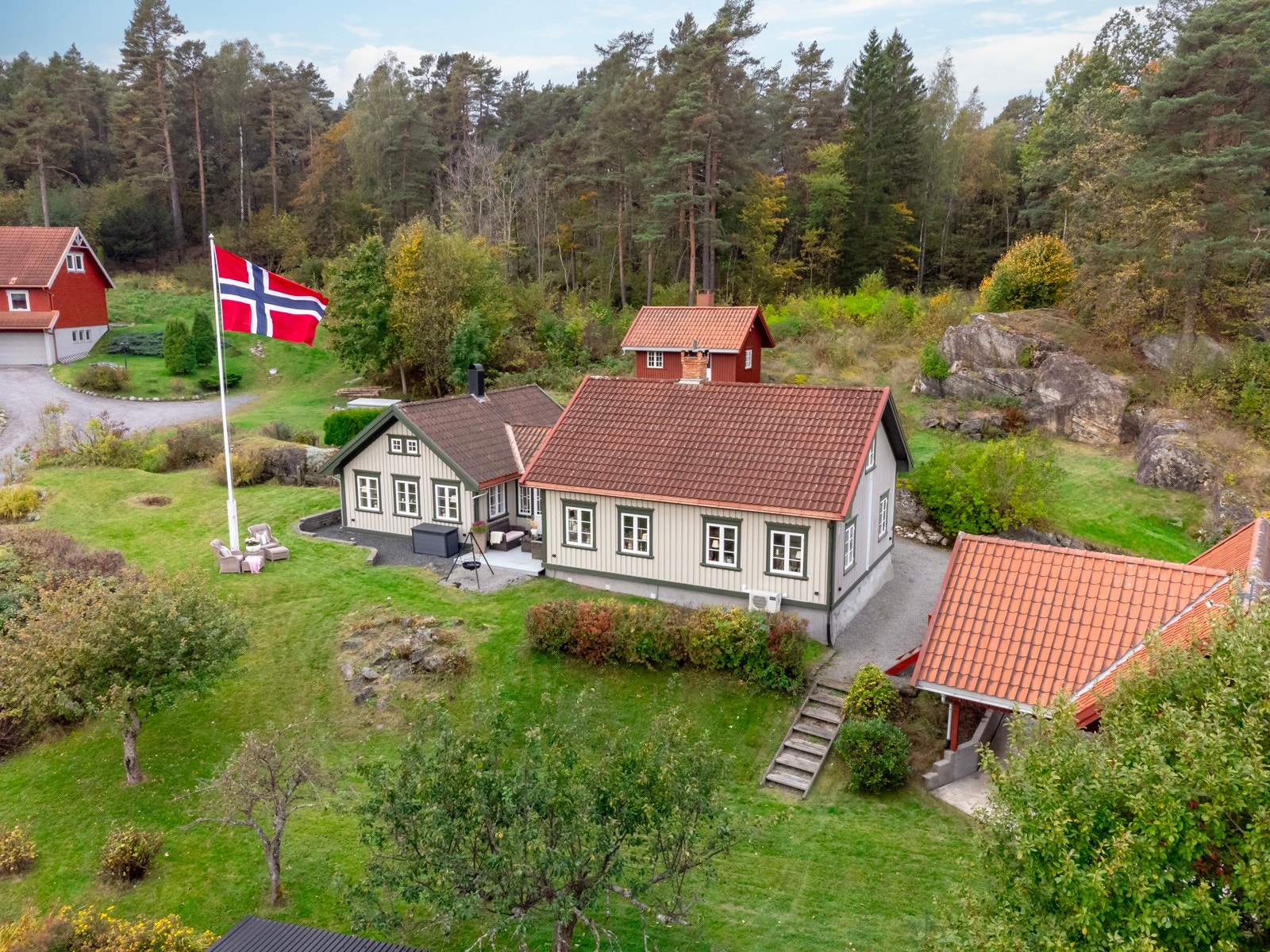 Sjarmerende eiendom med landlig og flott beliggenhet Galleribilde