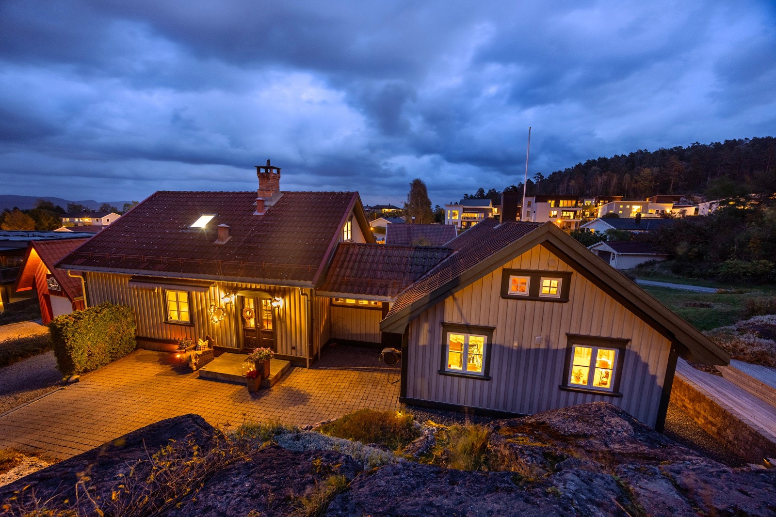 Nydelig kveldsstemning i Krabberødveien 18 Galleribilde