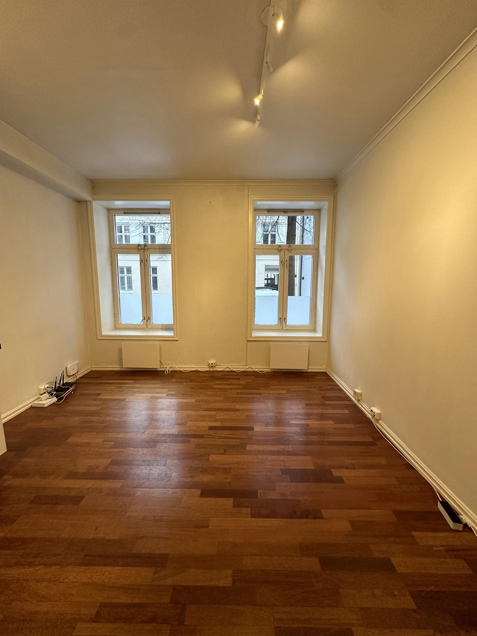 Stue med åpent kjøkken Galleribilde