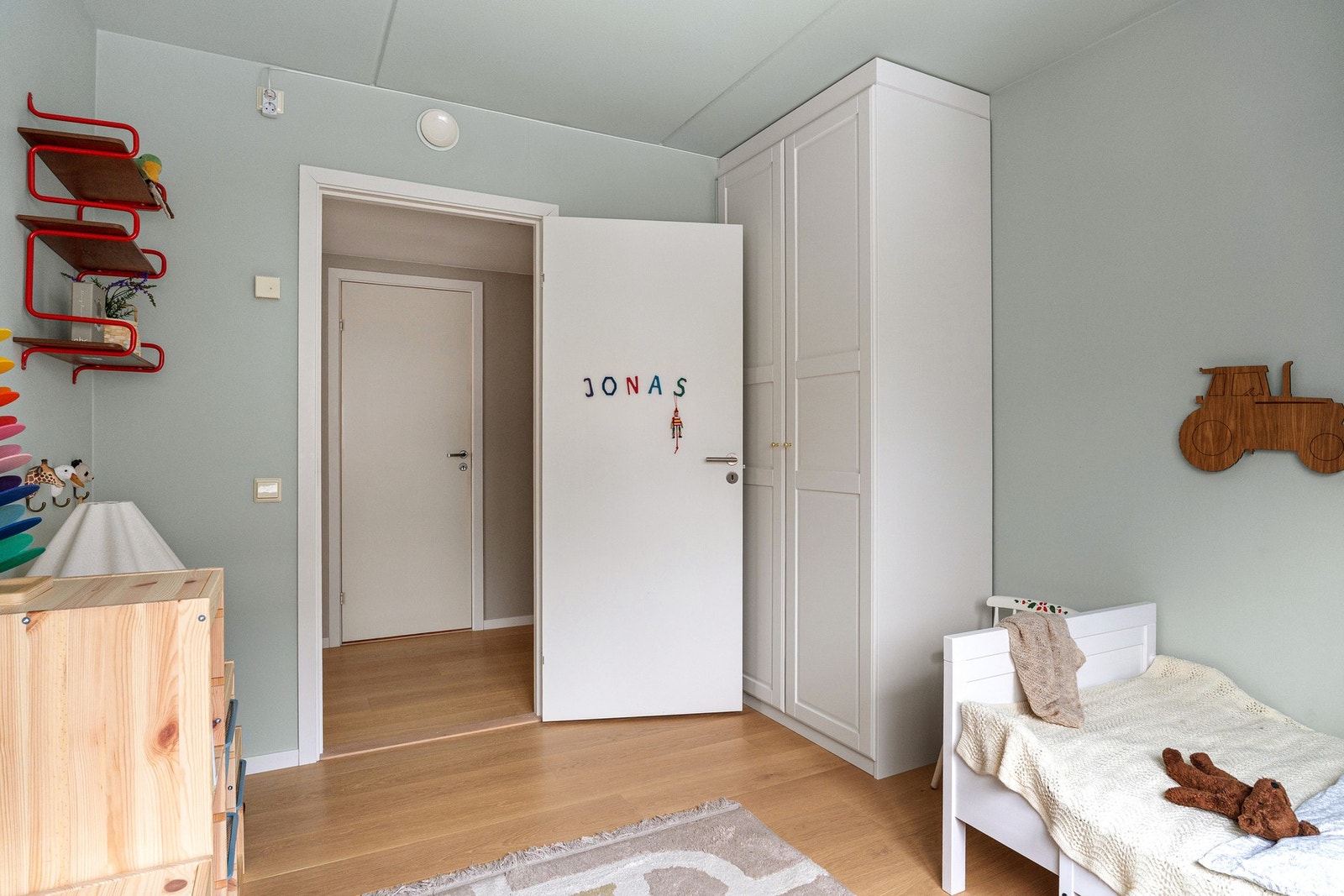 Rommet egner seg godt som barnerom, gjesterom eller hjemmekontor Galleribilde