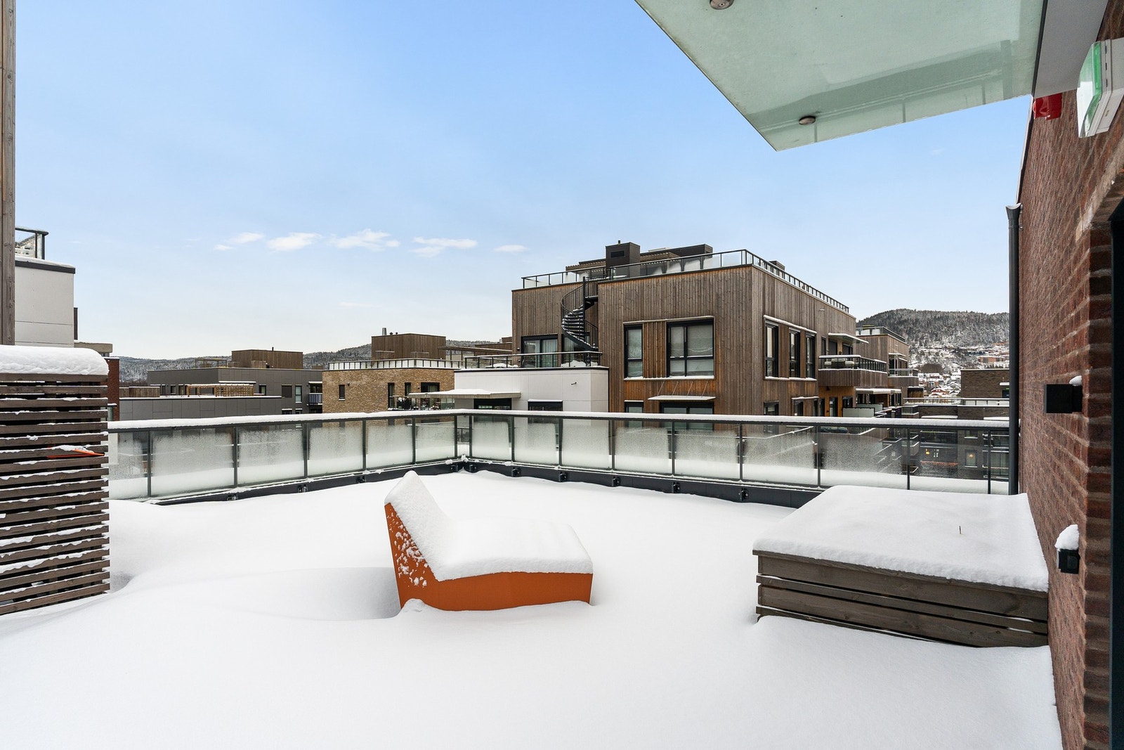 Felles takterrasse med heisen rett opp. Galleribilde