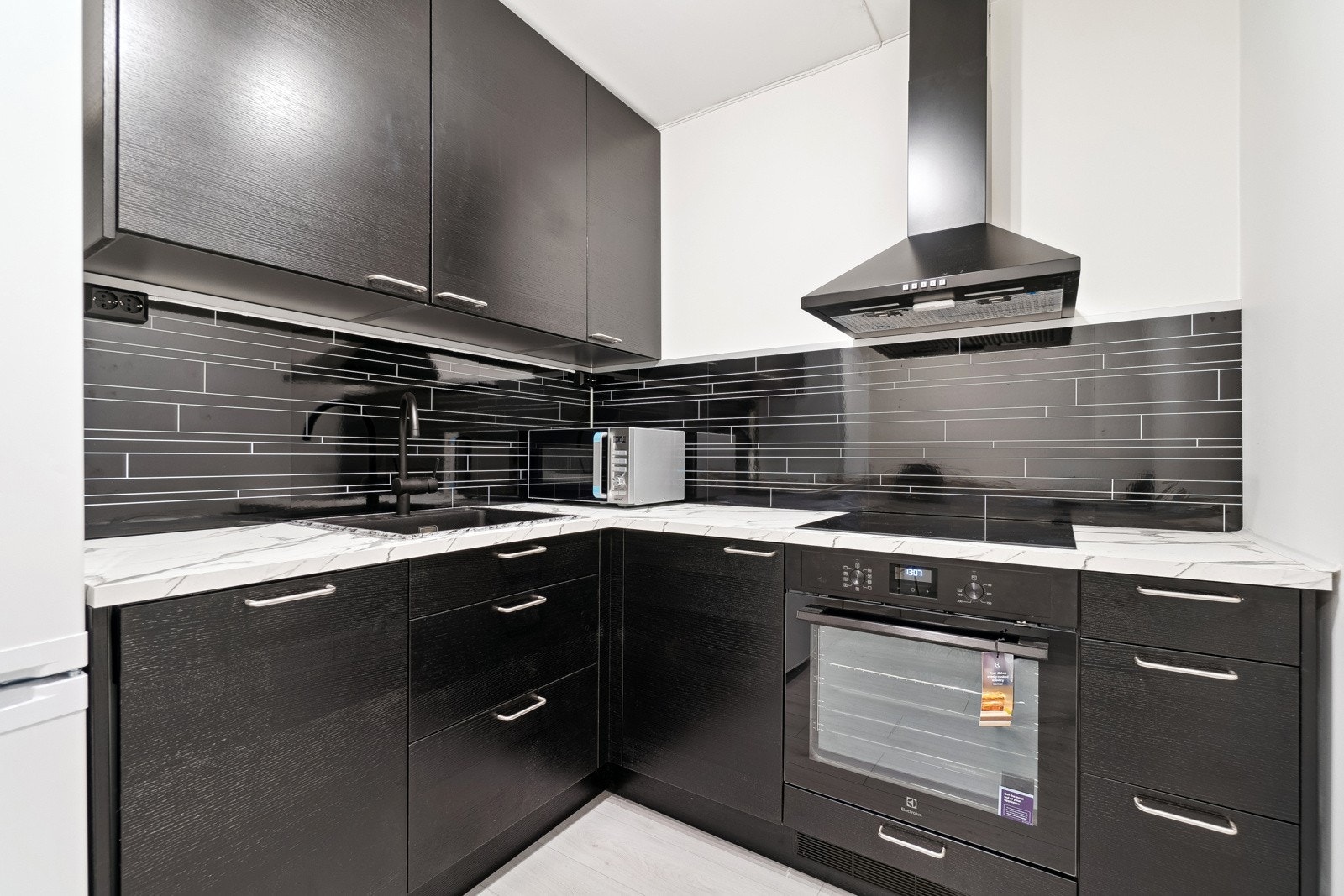 Her får du en nyoppusset og moderne andelsleilighet med en praktisk planløsning. Galleribilde