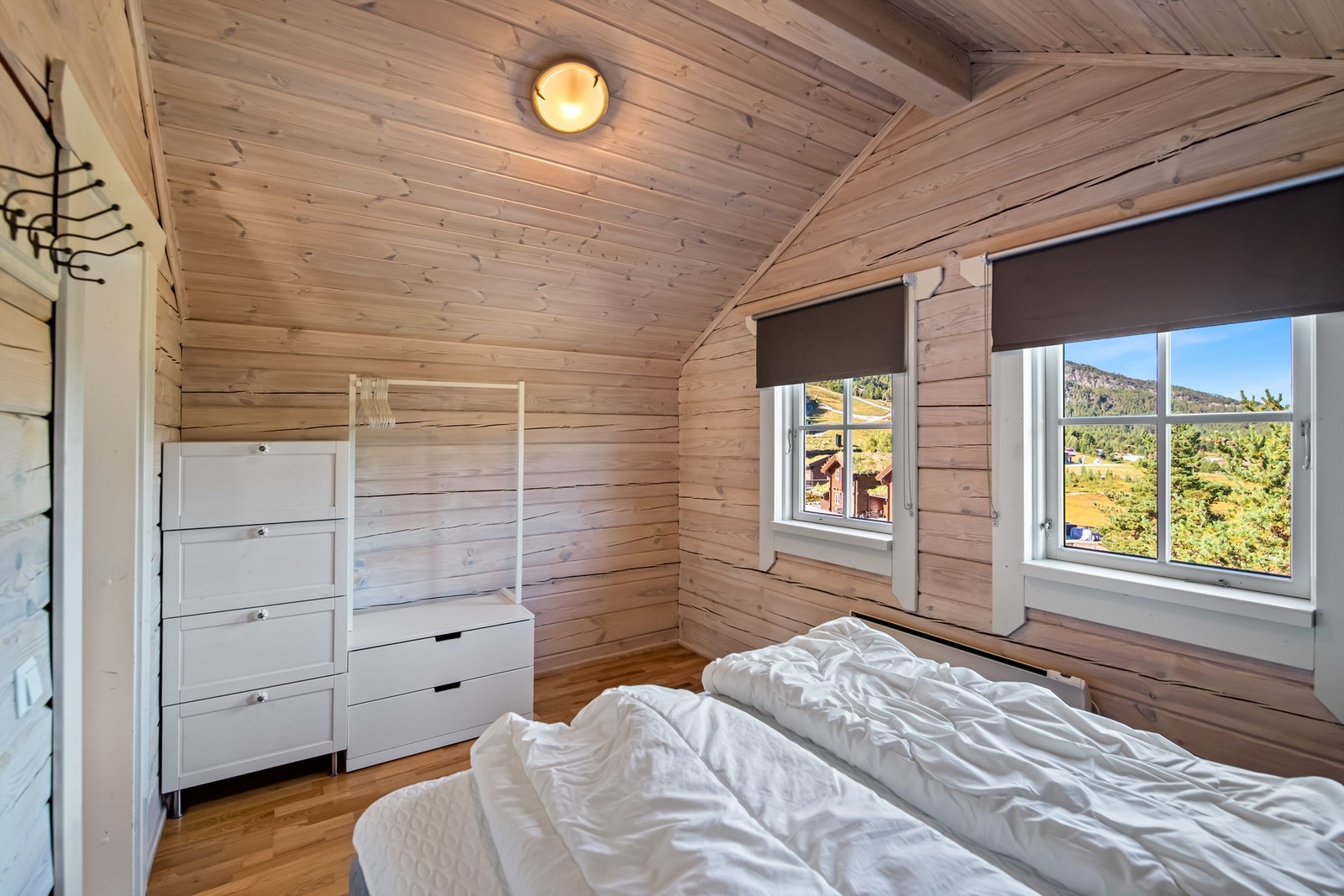 God plass til garderobeløsning på soverommet Galleribilde