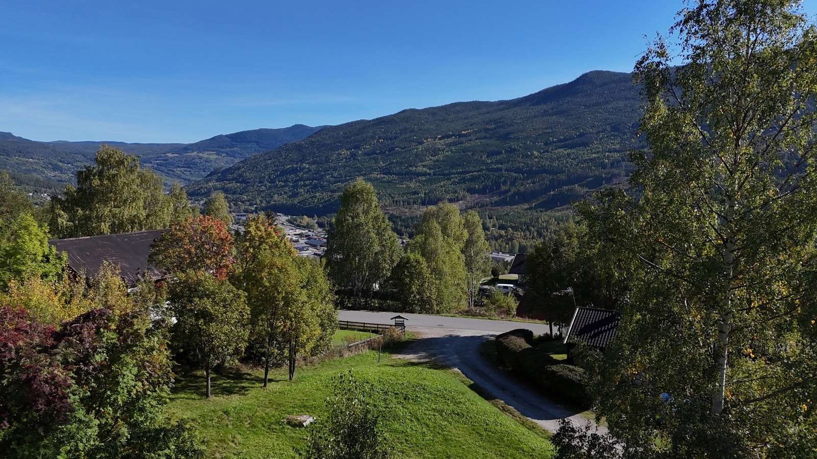 Utsikten fra tomten Galleribilde