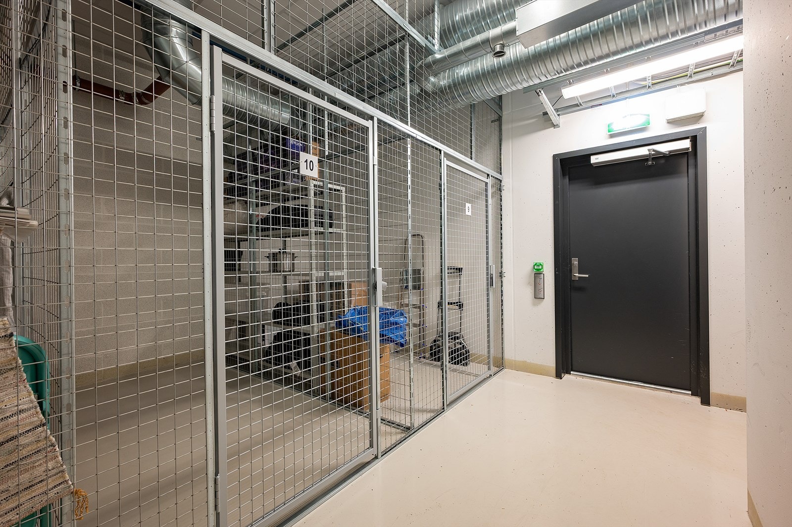 Ca. 5 kvm sportsbod i kjeller er inkl. Det er felles sykkeparkering i bygget også. Galleribilde