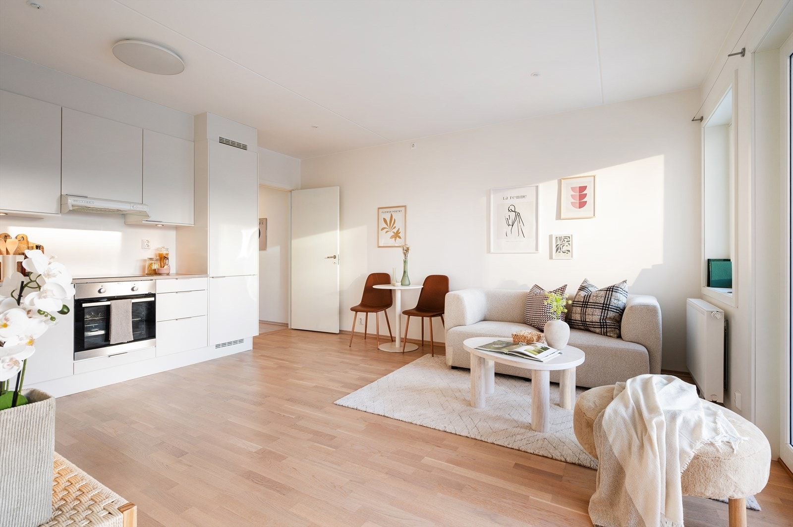 Leiligheten oppleves romslig med gode muligheter for møblering. Galleribilde