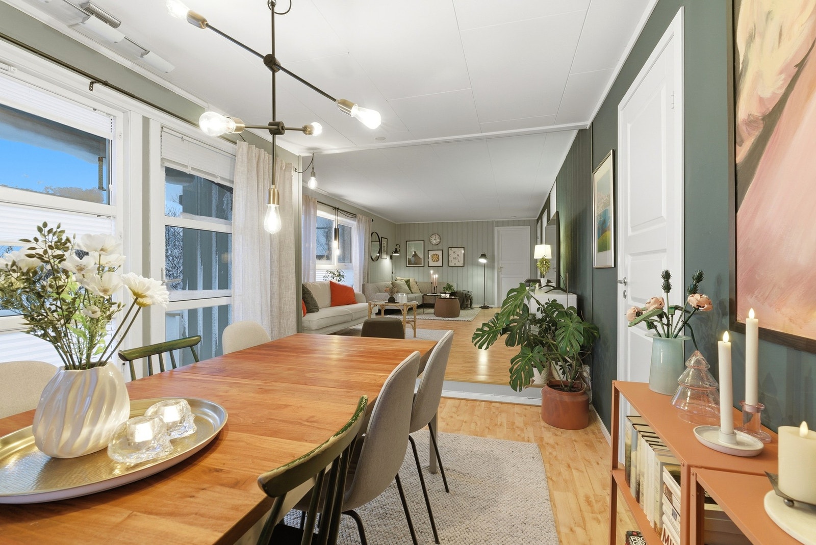 Spisestue. Galleribilde