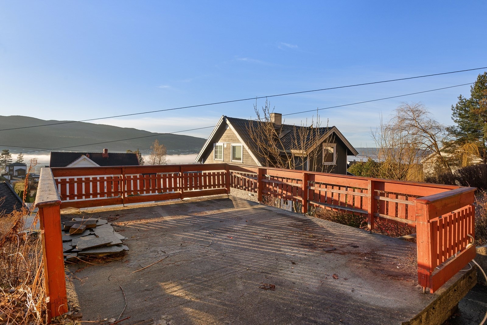 Uteplass over garasje Galleribilde