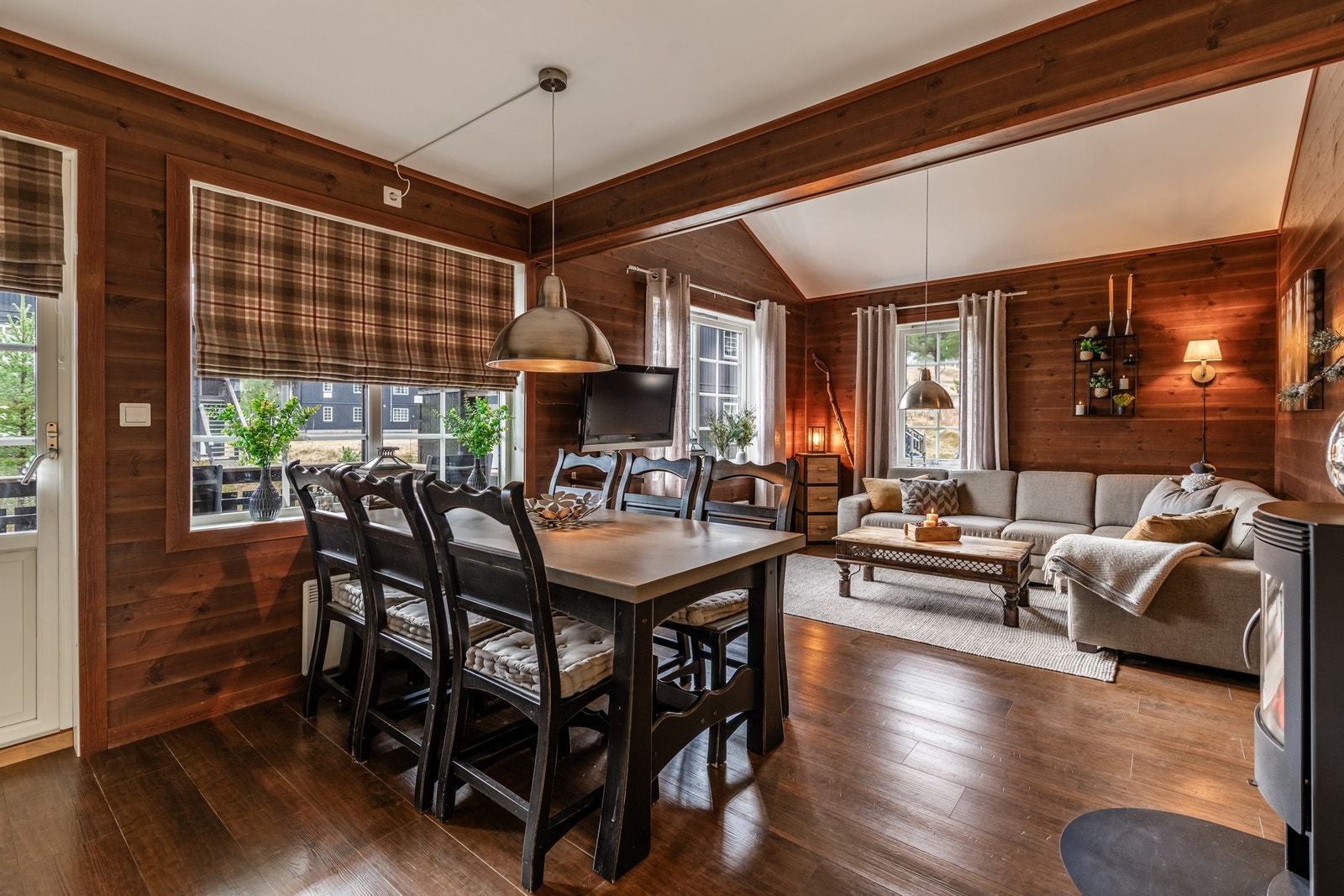 Velkommen til Vestsidevegen 2626, en eiendom presentert av EiendomsMegler 1 Fjellmegleren! Galleribilde