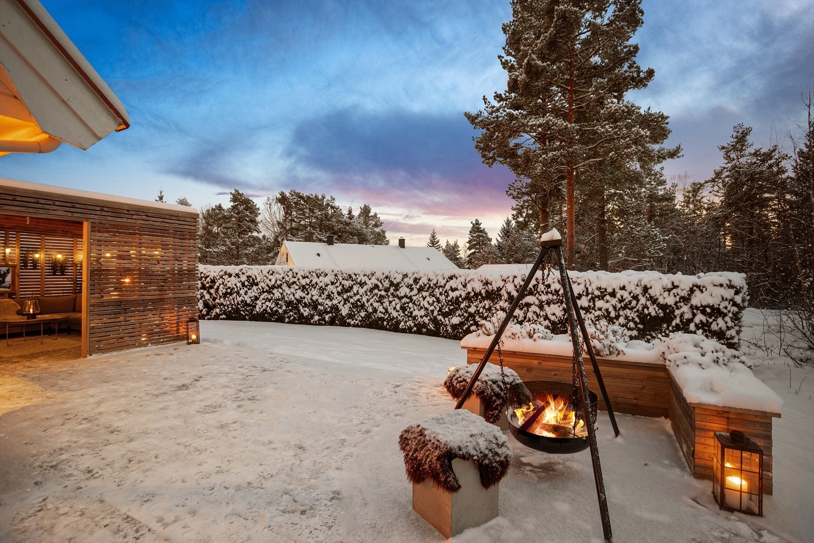 Stor terrasse med flere soner Galleribilde