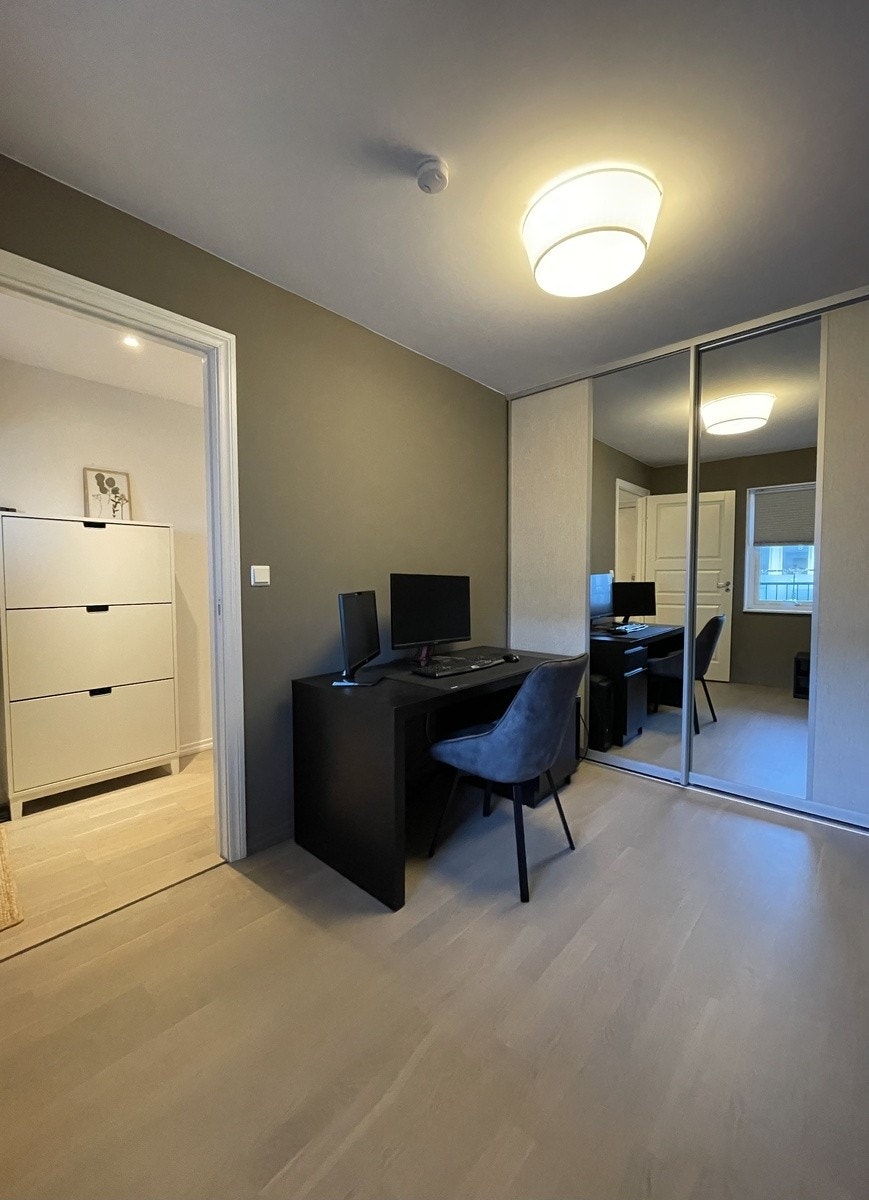 Soverom 2 er for øyeblikket innredet som kontor Galleribilde