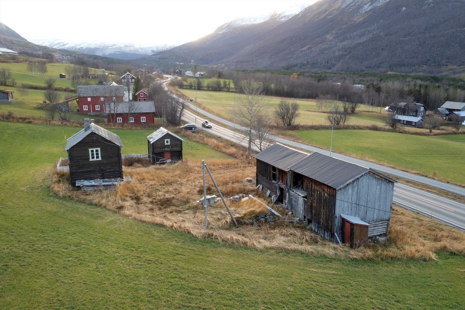 Oversiktsbilde (sommer) Galleribilde