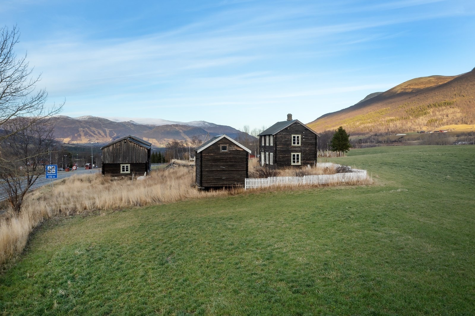 Fasade (sommer) Galleribilde