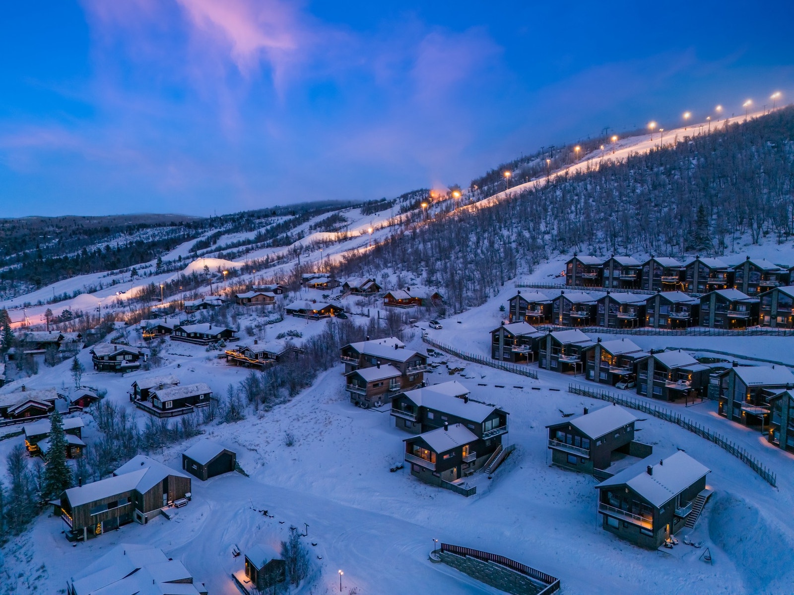 Sameiet består av 26 seksjoner hvor 42 består av tre seksjoner Galleribilde