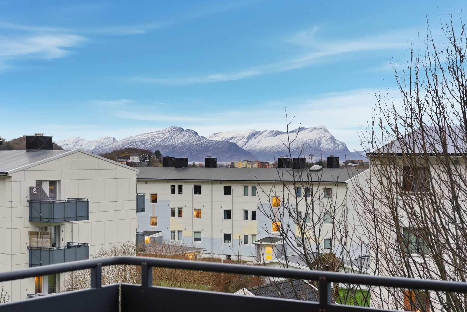 Utsikt fra balkongen. Galleribilde