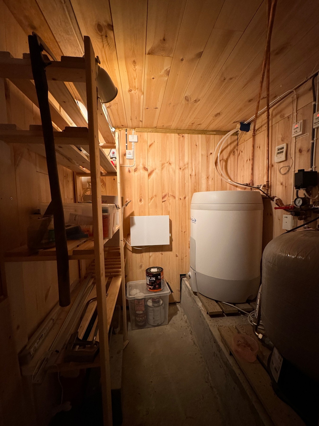 Teknisk rom/krypkjeller Galleribilde