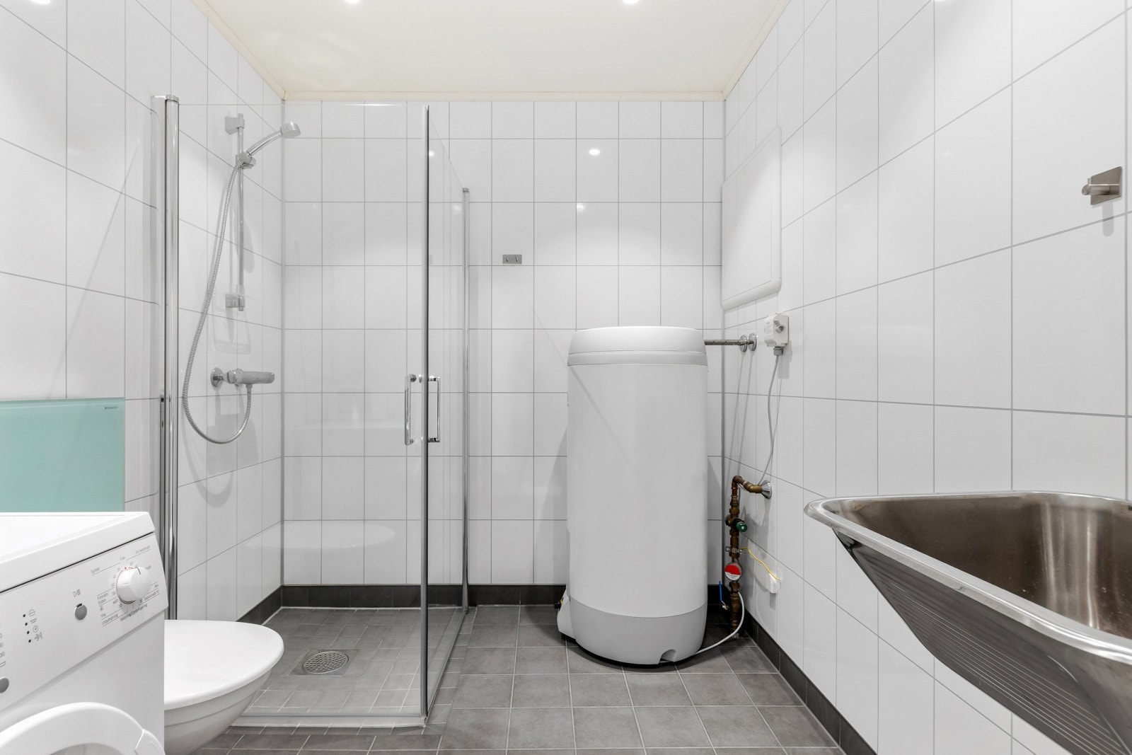 Vaskerom Galleribilde