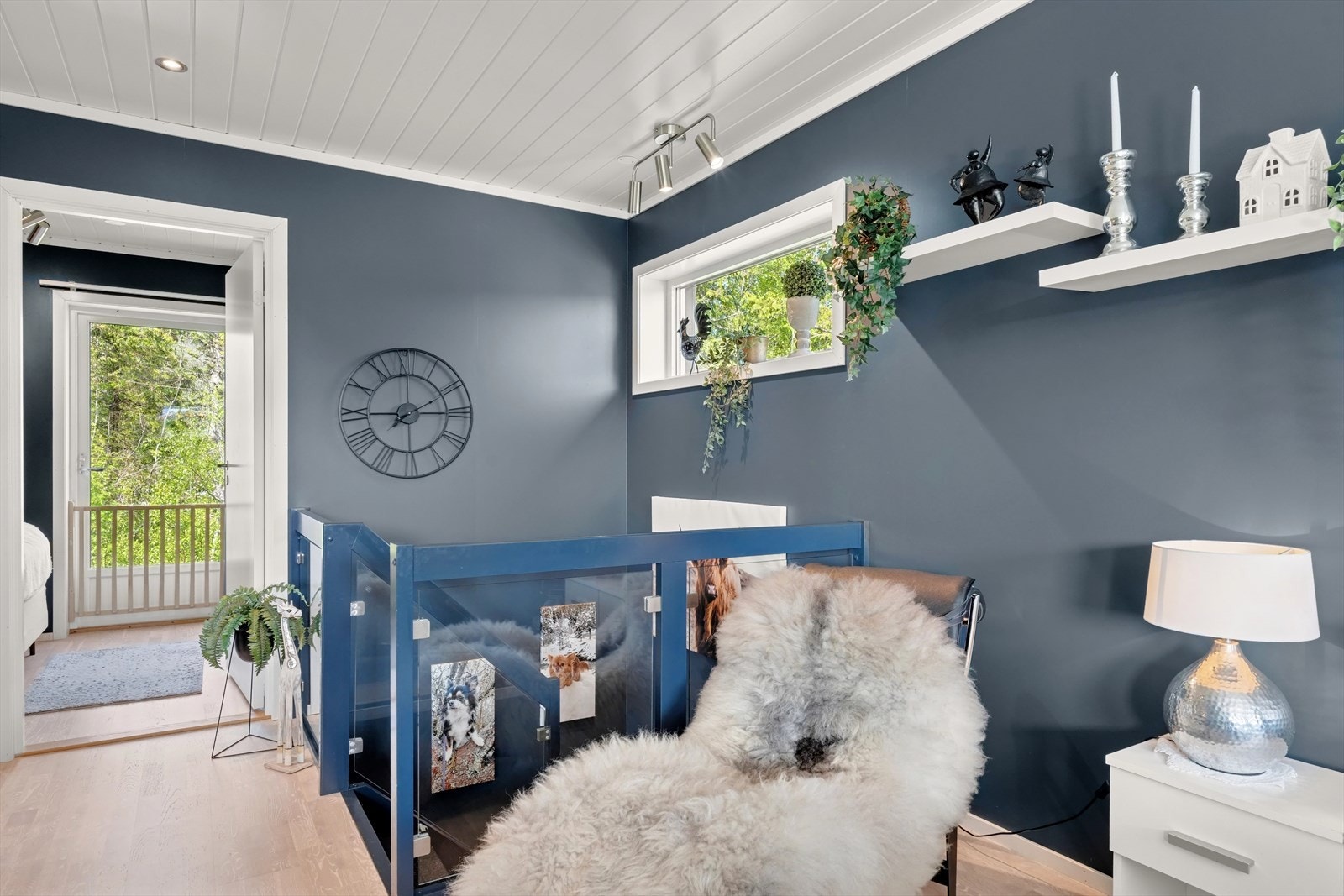 Stue mot soverom i 2. etasje. Galleribilde