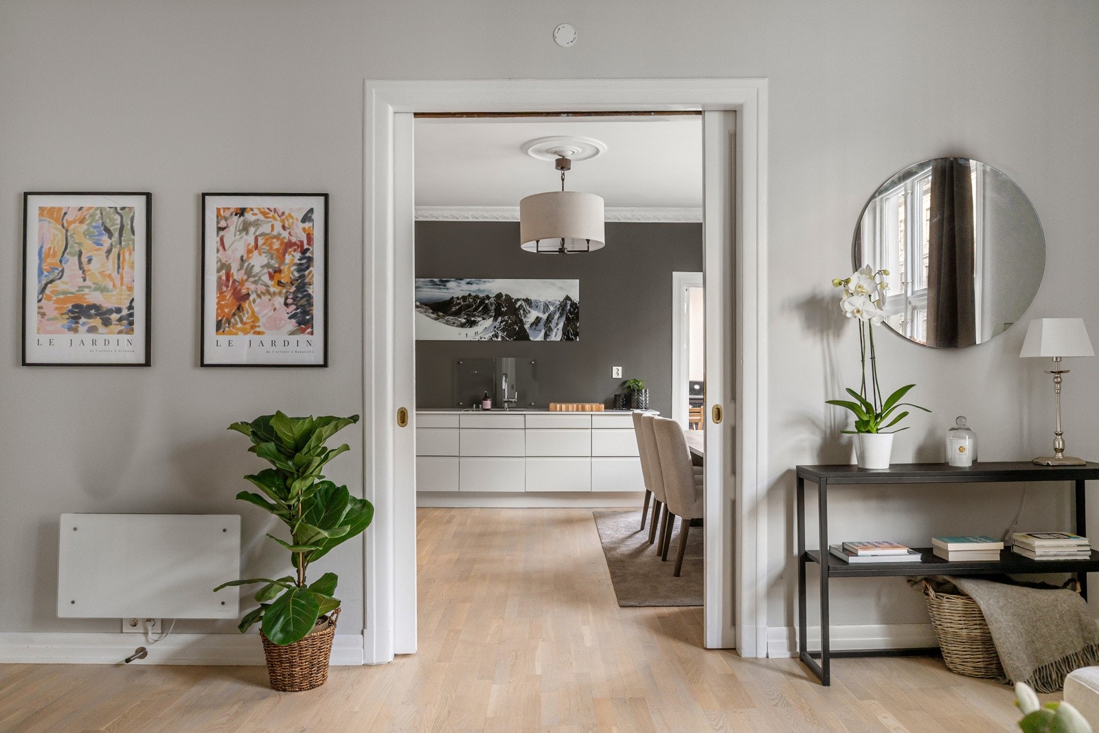 Fra stuen har du videre tilkomst til spisestue / kjøkken. Galleribilde