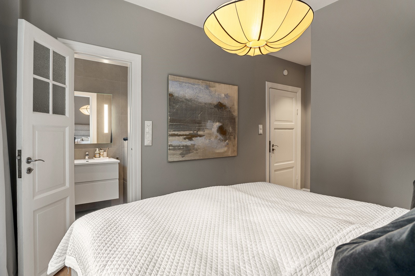 Baderom en-suite. Galleribilde