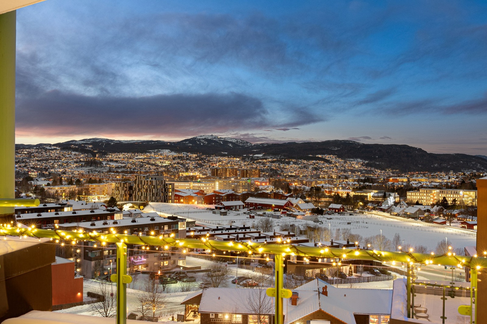 Eiendomsmegler1 v/Kristian Sundland har gleden av å presentere Bergheimsvegen 28! (Foto: Krokstad & Nervik - Jens Martin) Galleribilde