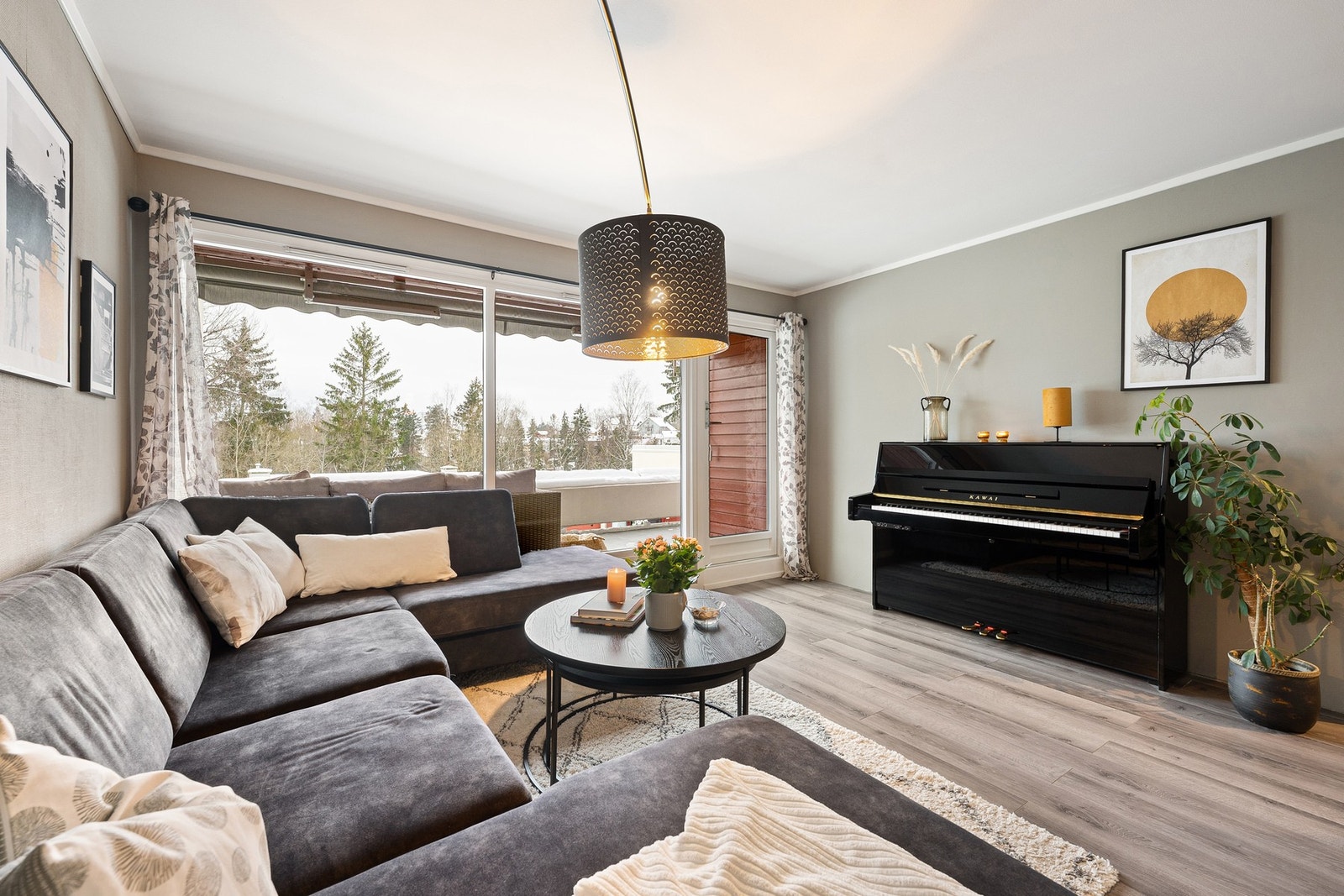 Vinduene i stuen ble byttet ut i 2025. Galleribilde