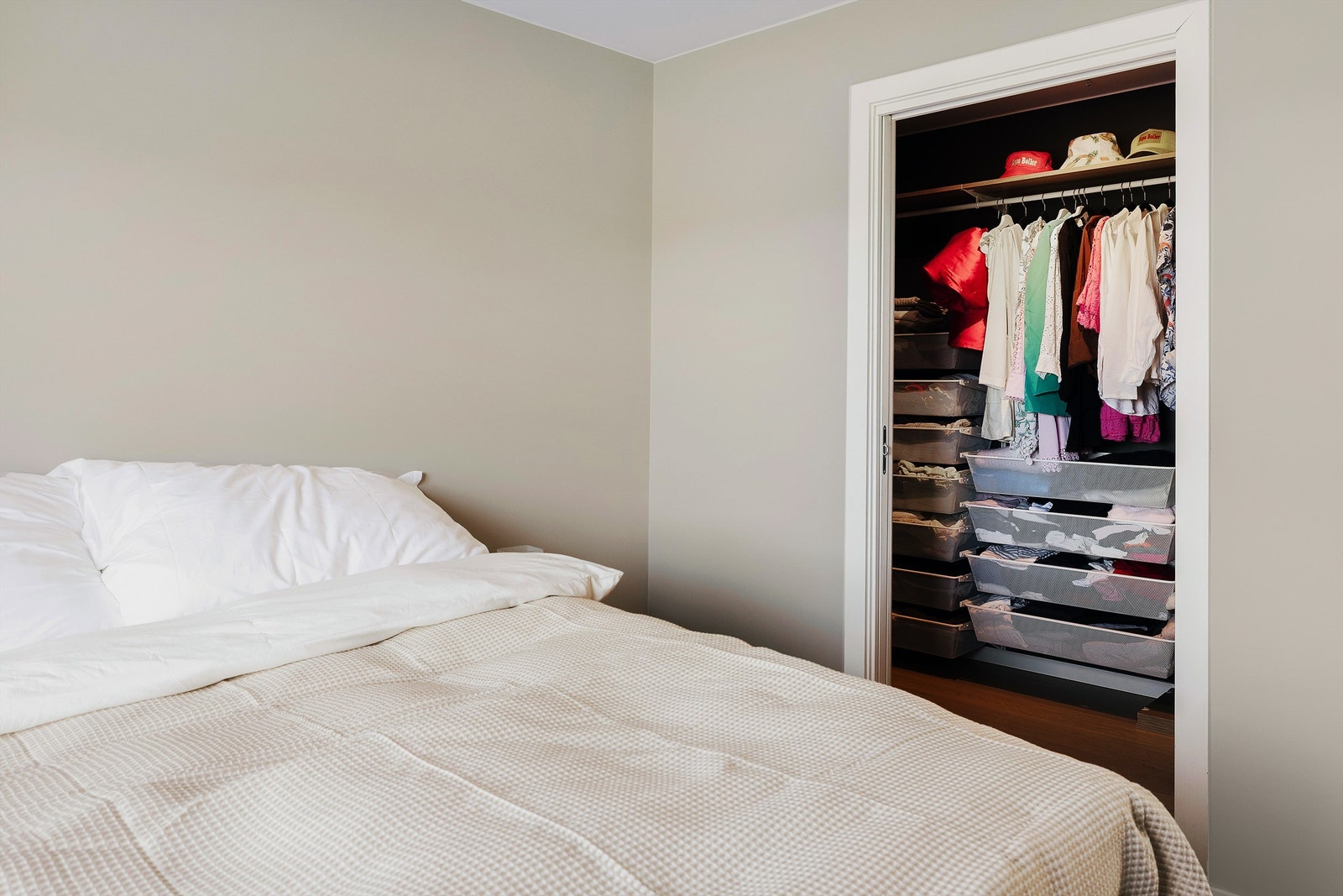 Eget walk-in closet. Galleribilde