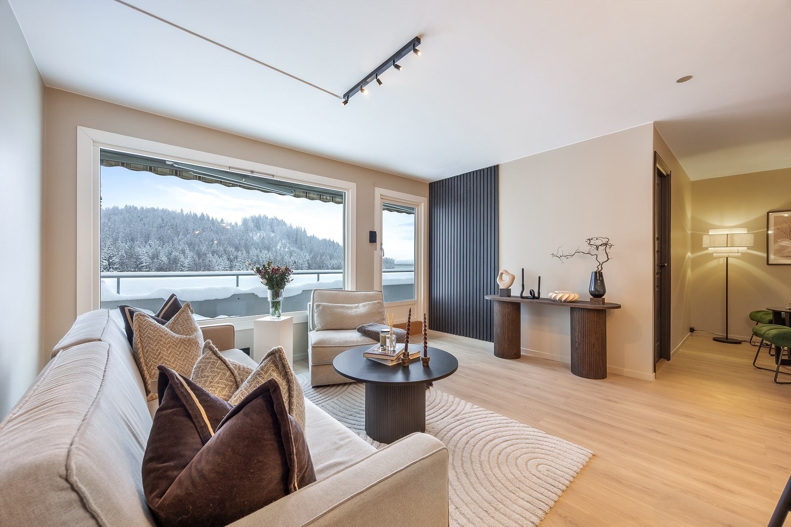 Helt nytt røropplegg i boligen med rør-i-rør og waterguard på kjøkken. Alt montert av fagfolk med dokumentasjon. Galleribilde