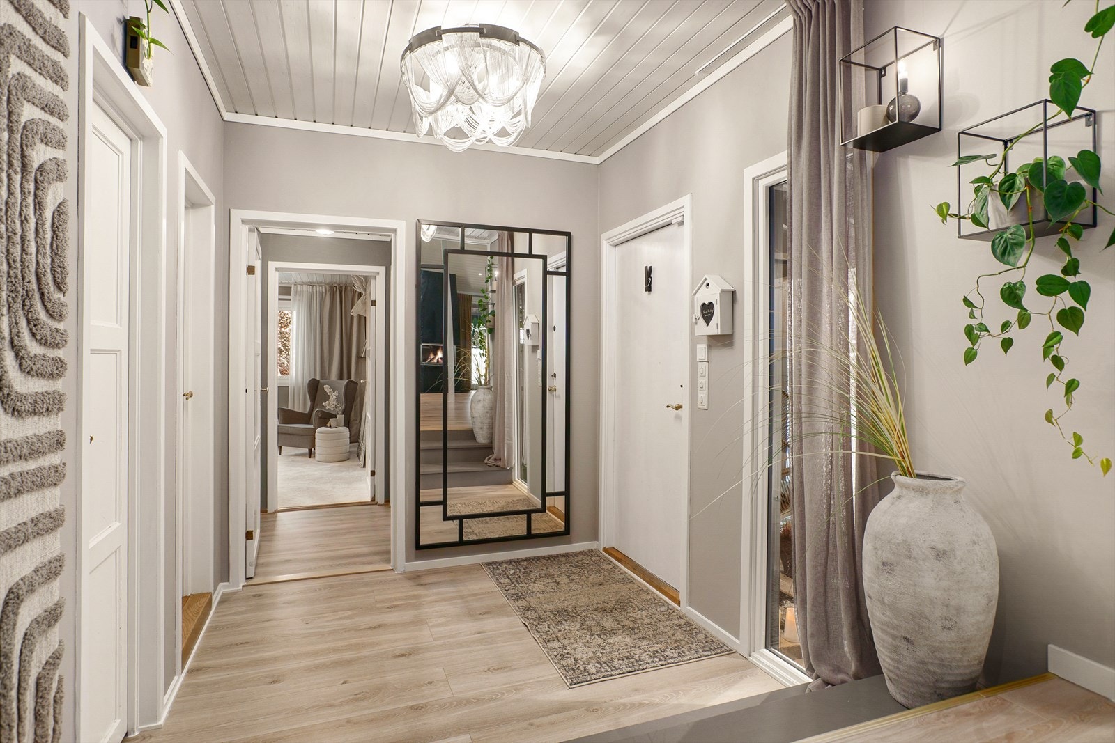 Entré/gang Galleribilde