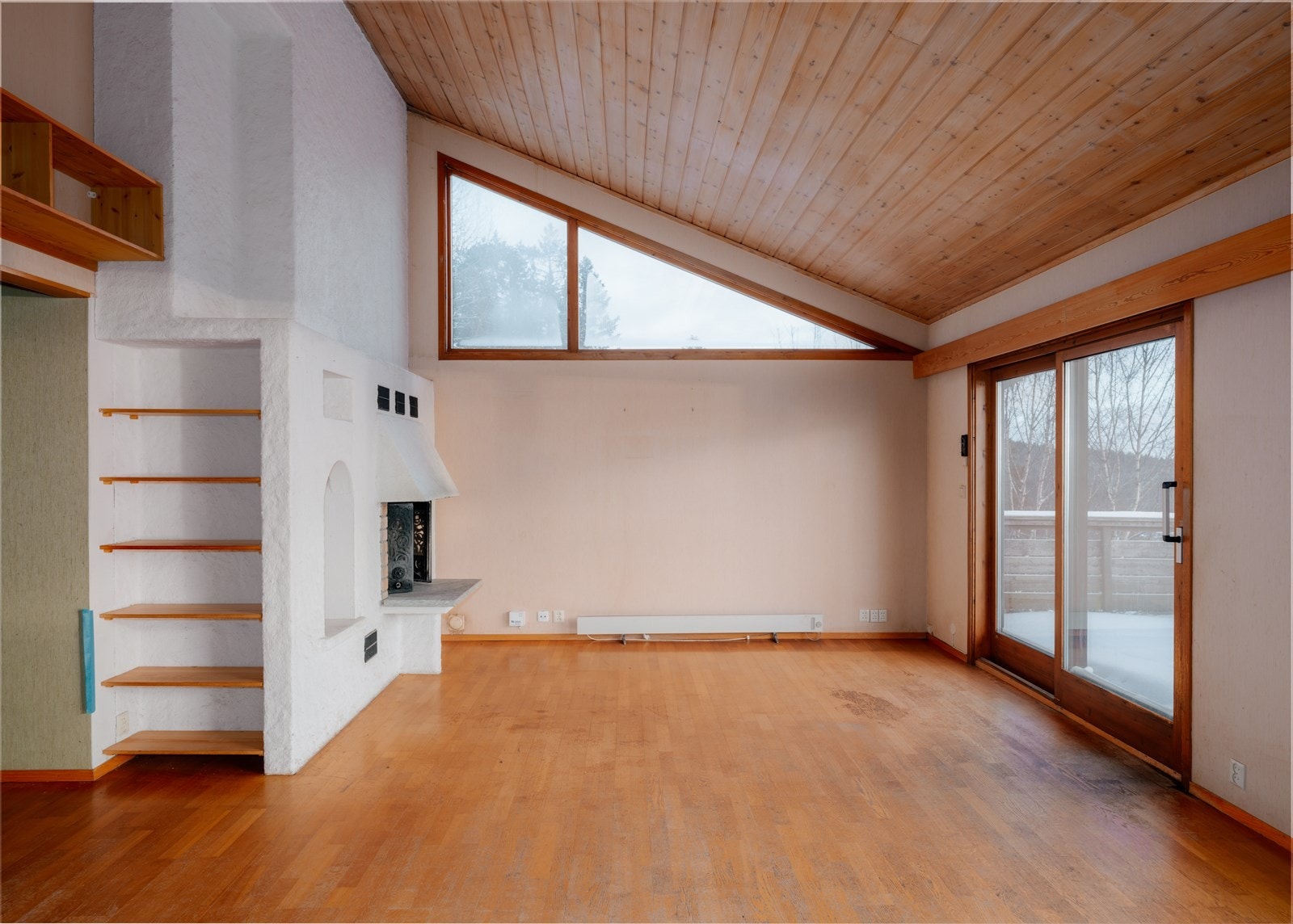 Halvpart tomannsbolig med spennende planløsning over fem halvplan Galleribilde