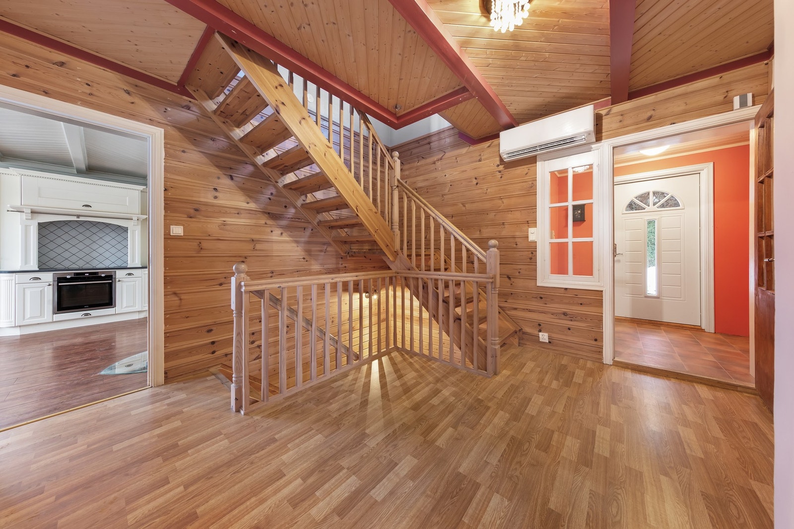 Gang med varmepumpe Galleribilde