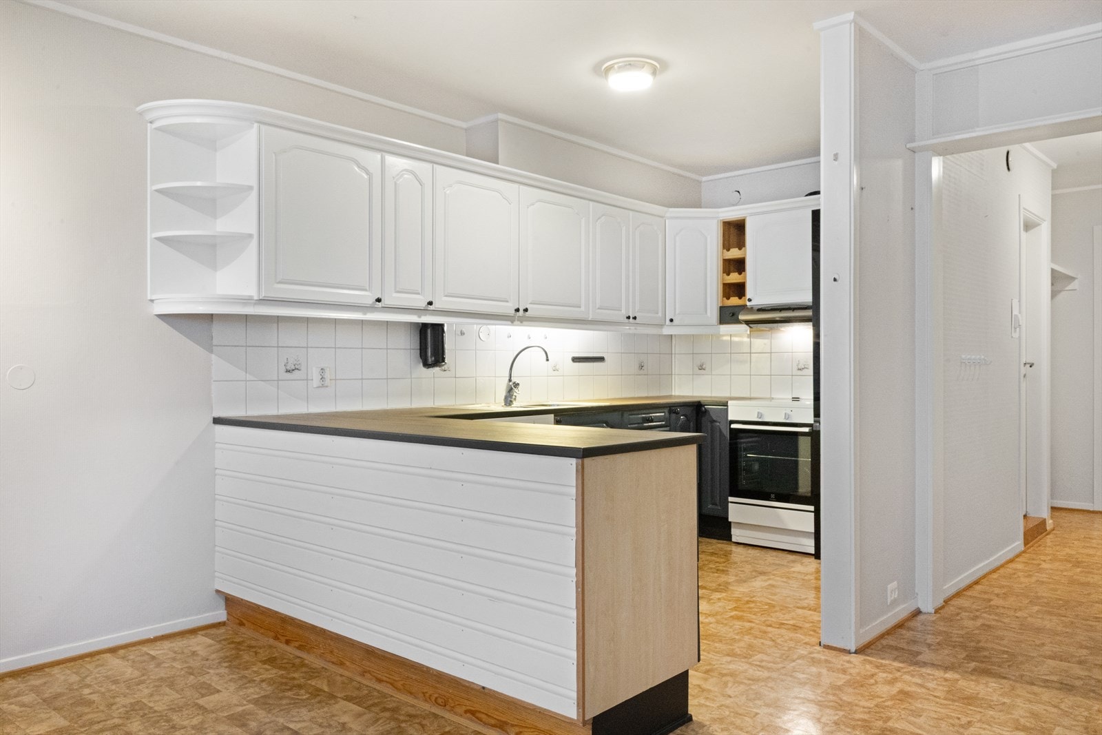 Mot kjøkkenet. Galleribilde